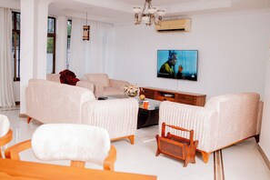 Apartemen, 3 kamar tidur, akses difabel, balkon | Area keluarga