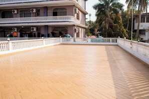 Apartment, 3 Bedrooms, Accessible, Balcony | Property grounds - Spacious Apartment in Dar es Salaam With City, Ocean, and Pool Views (Dar es Salaam)