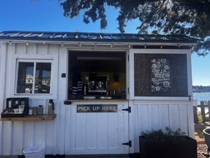 Bar (in der Unterkunft)