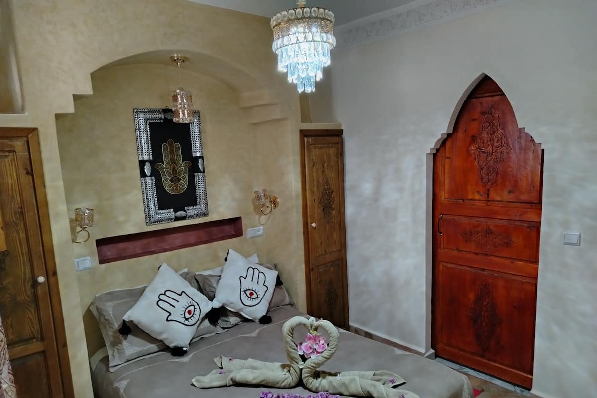 Comfort Double Room, 1 Double Bed, Non Smoking, Air conditioning | 1 bedroom, hypo-allergenic bedding, Select Comfort beds, minibar