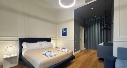 MARI Luxury Rooms and Suites