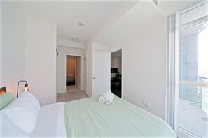 2 chambres, fer et planche à repasser, Wi-Fi gratuit, draps fournis