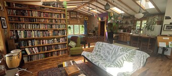 Good Vibes Studio in the Woods