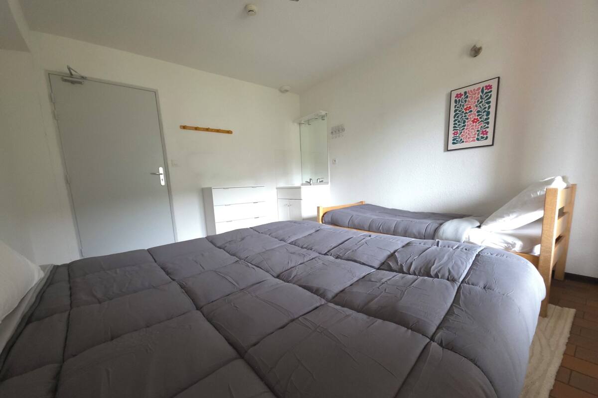 Phòng 3, ban công, quang cảnh núi | Truy cập Internet không dây miễn phí