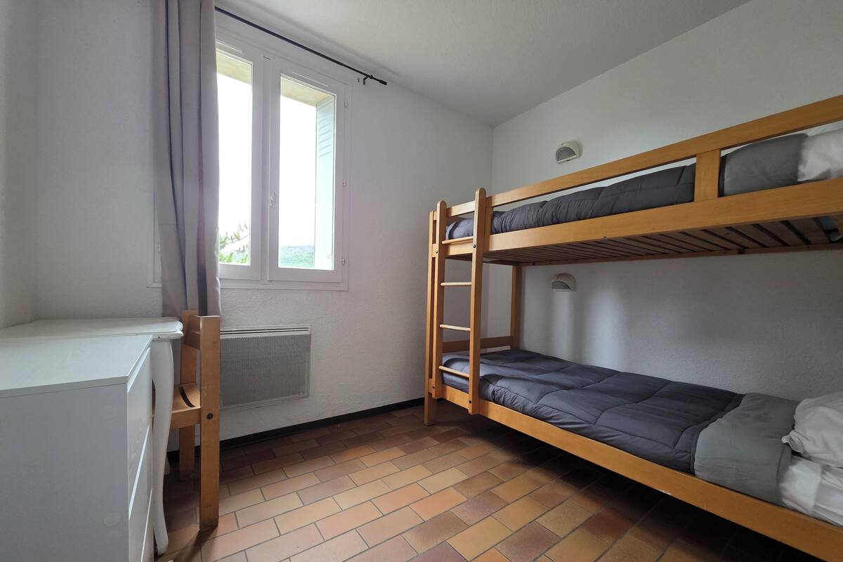 Shared Dormitory, Mountain View | Free WiFi