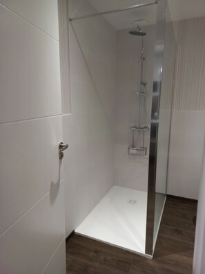 Comfort Double Room | Bathroom