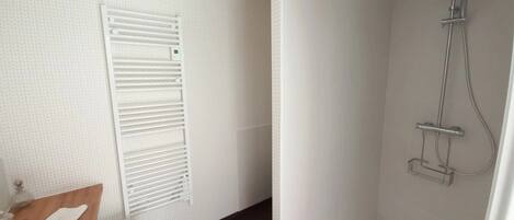 Habitación básica doble | Baño