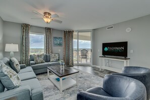 Smart TV, DVD player