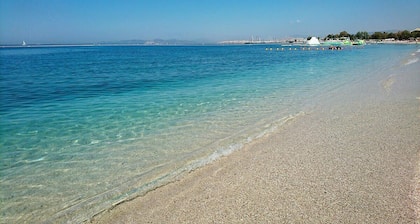 Alimos Cozy Getaway, close to the beach