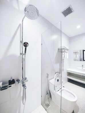 Bathroom - Celina Hotel - Khach San Tam Dao (Tam Dao)