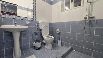 Double Room, Balcony, Sea View | Bathroom | Shower, hair dryer, towels, toilet paper