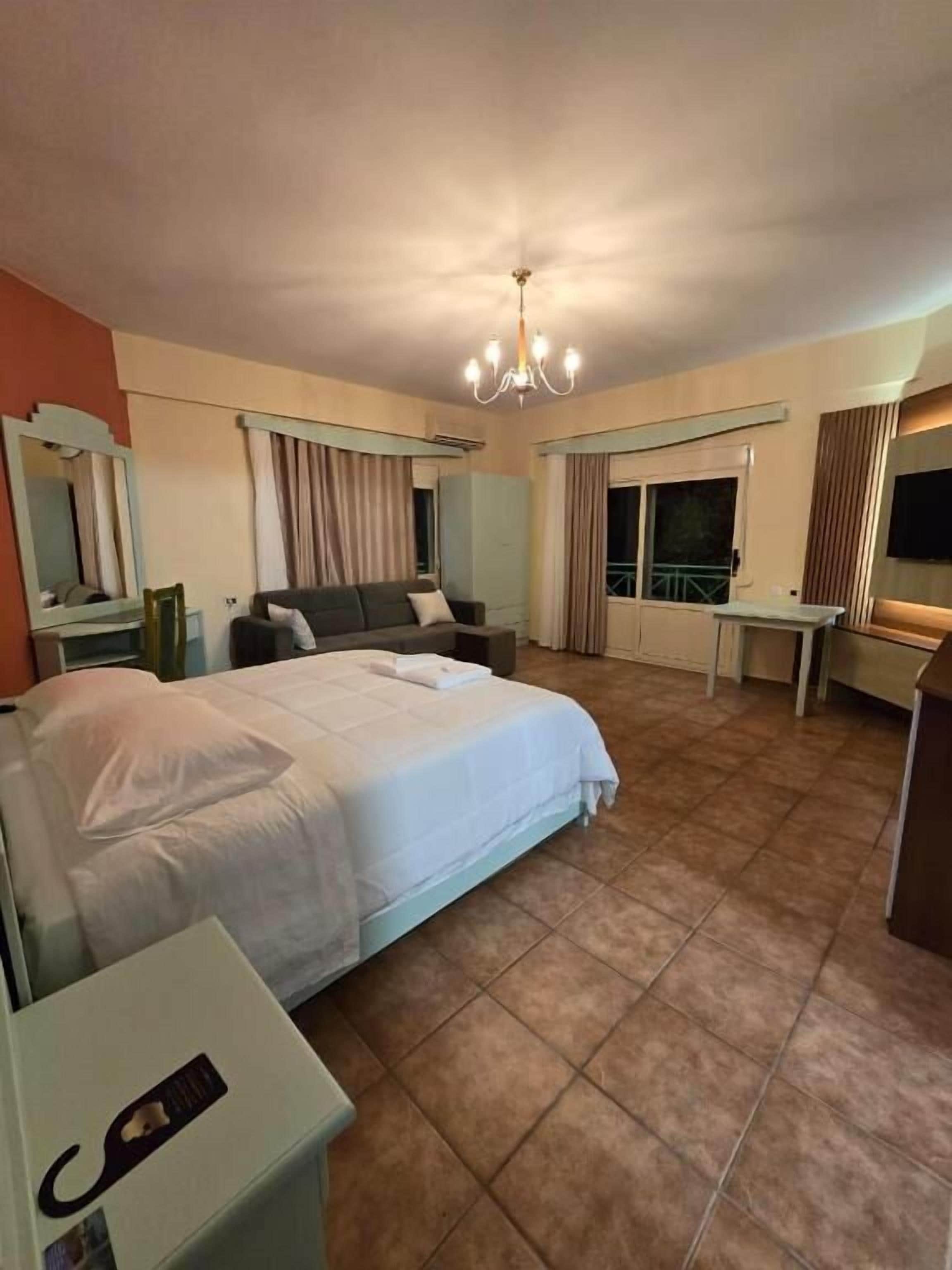 Photo - Olivet Hotel