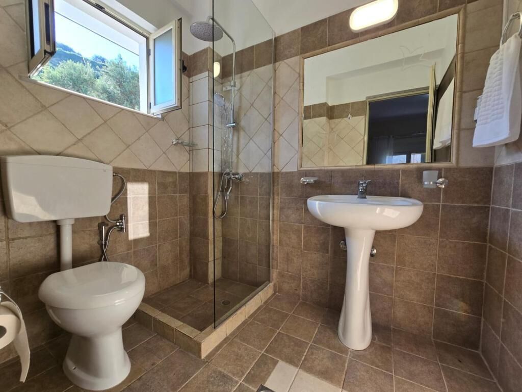 Photo - Olivet Hotel