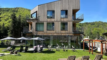 BBQ/picnic area