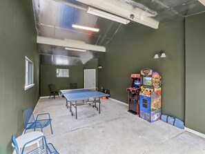 Spielezimmer