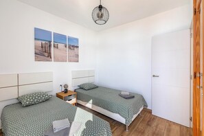 2 bedrooms, iron/ironing board, WiFi, bed sheets