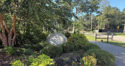 Relax & Unwind: Stylish 3BR/ 2BA in lovely Andalusia, Alabama