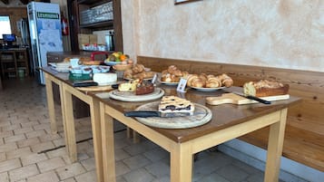 Desayuno buffet incluido todos los días