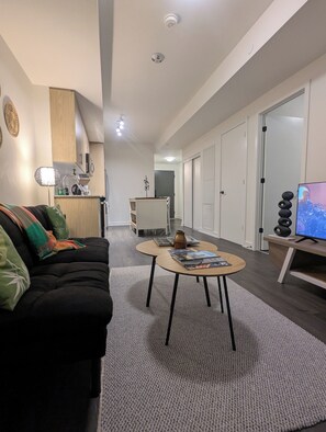 Smart TV, books