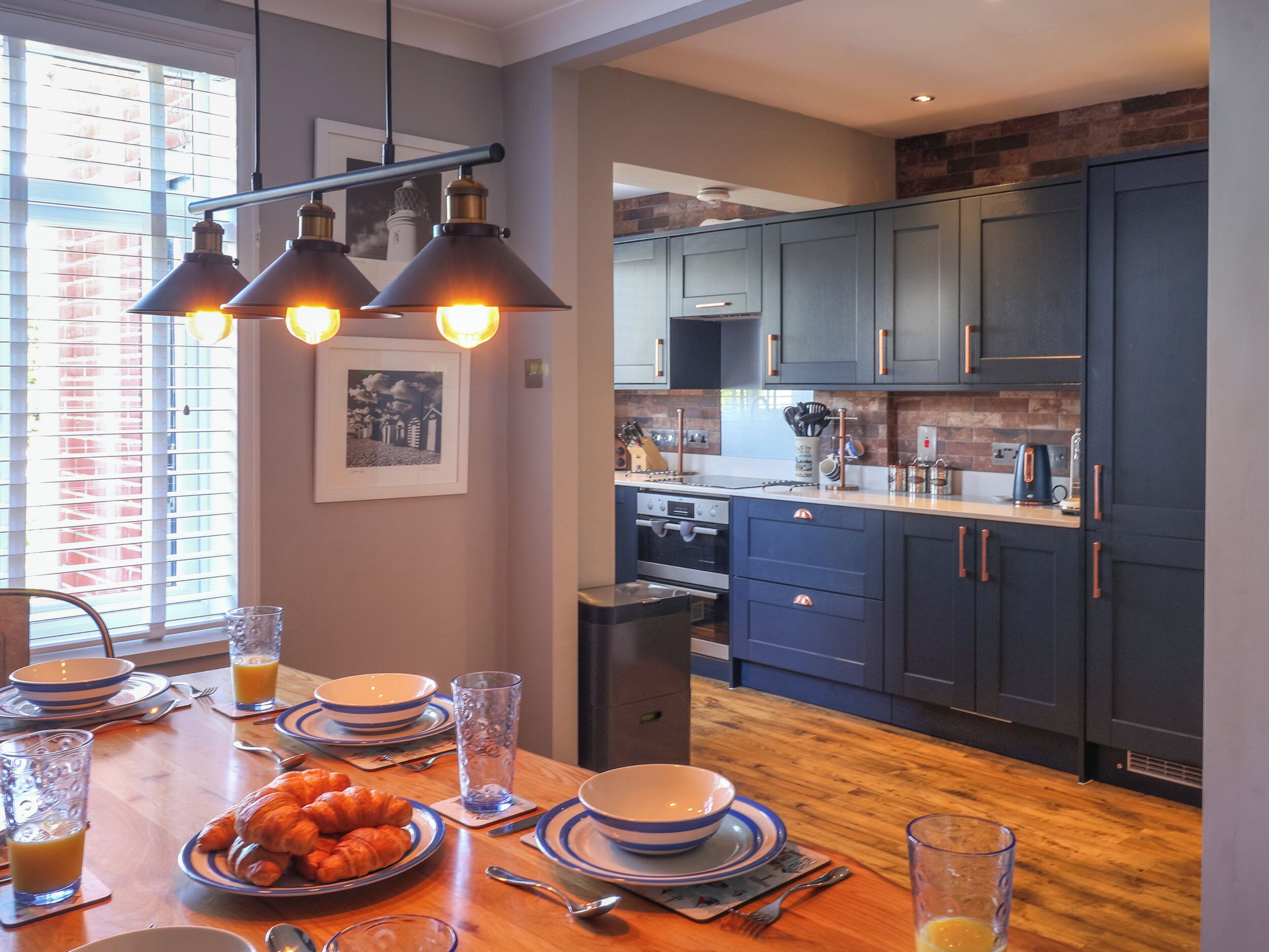 Oppvaskmaskin og kjøkkenutstyr