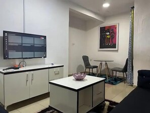 Deluxe Apartment, Balcony, City View | Living area - Unity Luxury Apartment and Suites  (Port Harcourt)