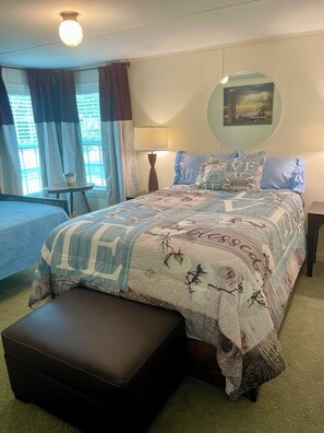 3 bedrooms, desk, travel cot, free WiFi