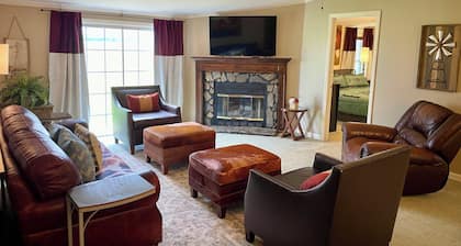 Times Past Ranch House with Ramp and Pet Friendly