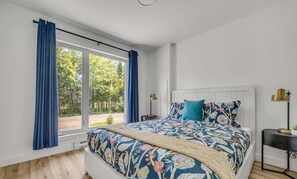3 bedrooms, iron/ironing board, travel cot, WiFi