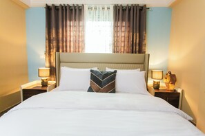 1 habitación, tabla de planchar con plancha, wifi gratis y ropa de cama