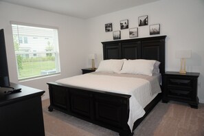 3 bedrooms, iron/ironing board, free WiFi, bed sheets