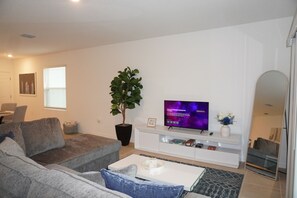 Smart TV, books