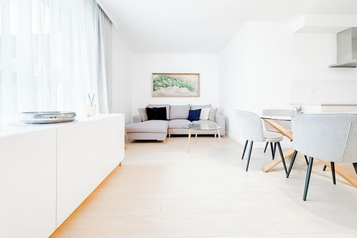 Luxury Apartment, Balcony | Iron/ironing board, free WiFi