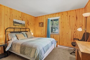 2 chambres, bureau, lit de bébé portatif, Wi-Fi