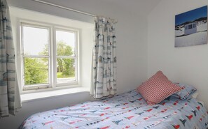 Individually decorated, individually furnished, free WiFi - Trevean (Bude)