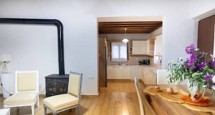 Mani Sea & Stone House, Sea Views & Authentic Charm