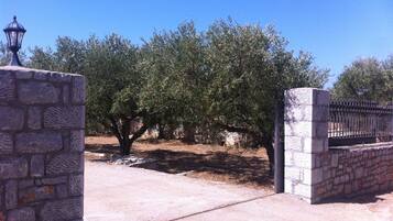 Enceinte de lâhĂ©bergement