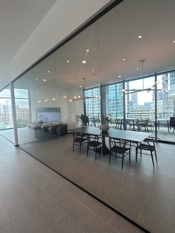 Interior - 16th Floor 1-bedroom apartment in lovely Midtown with AC, WiFi, Pool near FOX (Atlanta)