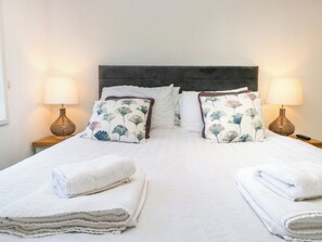 Yksilöllisesti sisustettu, yksilöllisesti kalustettu, ilmainen Wi-Fi