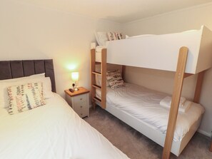 Individually decorated, individually furnished, free WiFi - Dovedale Lodge (Windermere)