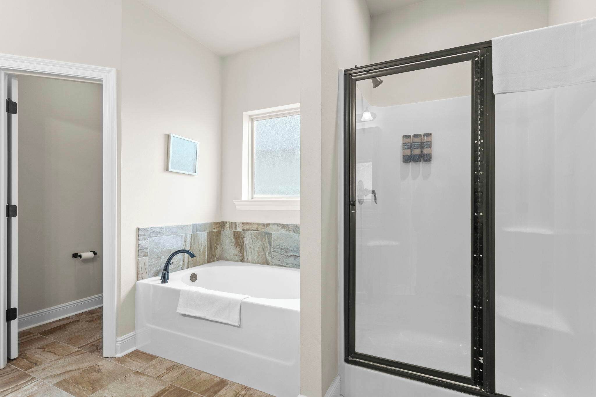 Shower, towels