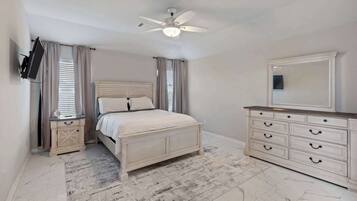 4 chambres, fer et planche Ă repasser, Wi-Fi, draps fournis