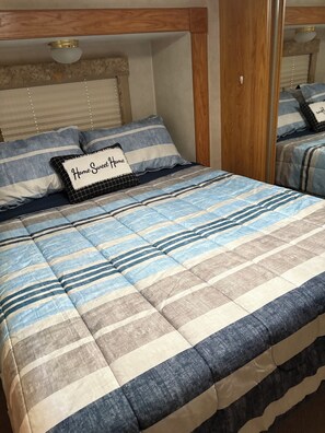 1 bedroom, WiFi, bed sheets