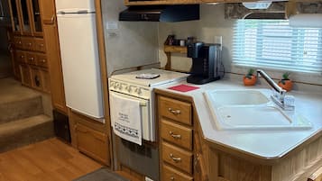 Microwave, oven, stovetop, paper towels