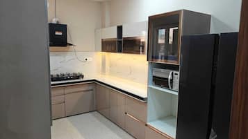 Microwave, stovetop