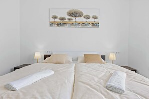 1 sovrum, strykjärn/strykbräda, wi-fi och sängkläder