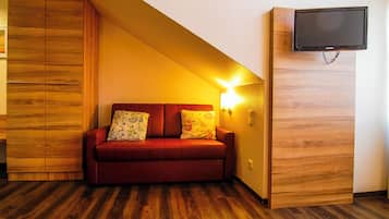 In-room safe, desk, laptop workspace, blackout curtains