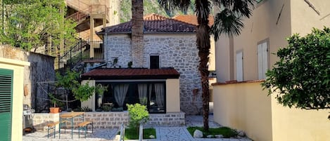 Piscine extérieure (ouverte en saison)