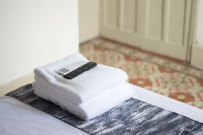 Standard Room | Free WiFi