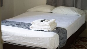 Ảnh chưa phân loại, 4 trong số 18 ảnh, nút