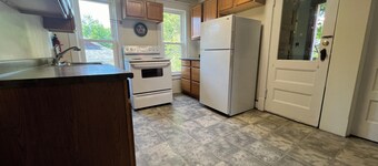 Fabulous 3-bedroom and 2 bathrooms house in charming Oneonta